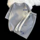 thumbnail image 3 of Conjunto de 2 piezas de chándal sencillo con diseño de gofre para hombre y mujer, camiseta y pantalones cortos de diseño urbano holgados de verano, ropa deportiva informal con diseño de parche, 3 of 5