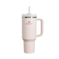 thumbnail image 1 of TERMO QUENCHER 40oz ROSE QUARTZ MARCA STANLEY, 1 of 3