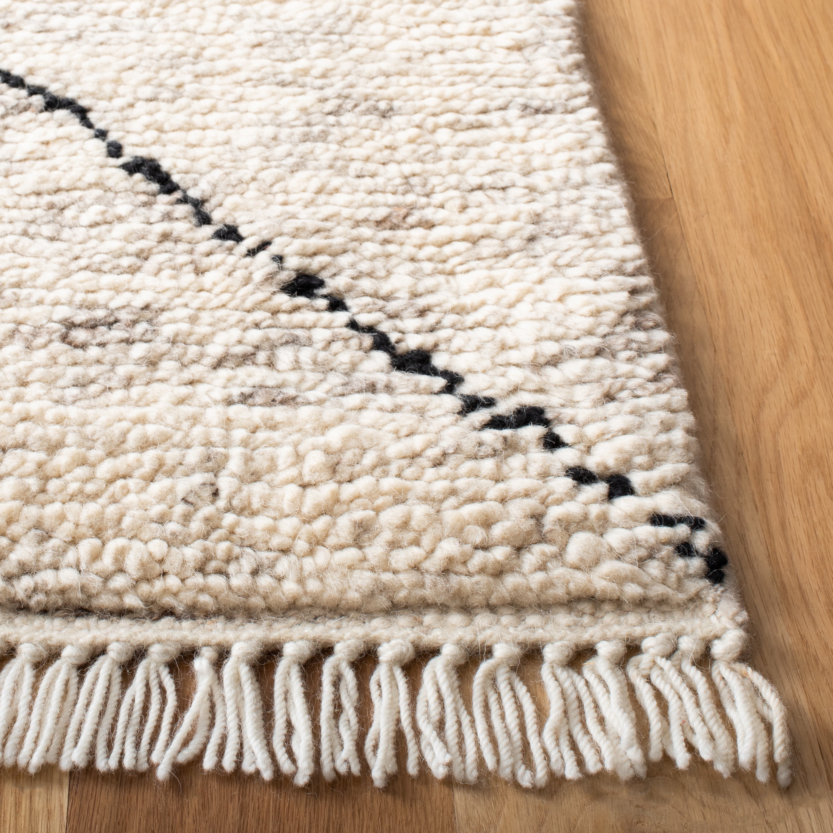 SAFAVIEH Casablanca Astrid Geometric Wool Area Rug, Ivory/Black, 9' x 12'