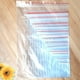 thumbnail image 5 of Inteprter 100 Uds PE bolsas con cierre automático transparente Premium para almacenamiento de cocina bolsas transparentes con cierre hermético Almacenamiento y organización del hogar, 5 of 6