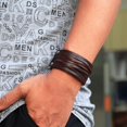 thumbnail image 2 of Brazalete de cuero Sunnimix botón a presión punk casual, 2 of 8