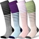 thumbnail image 1 of Calcetines de compresión LEVSOX para mujeres embarazadas de 20 a 30 mm Hg hasta la rodilla, 1 of 5