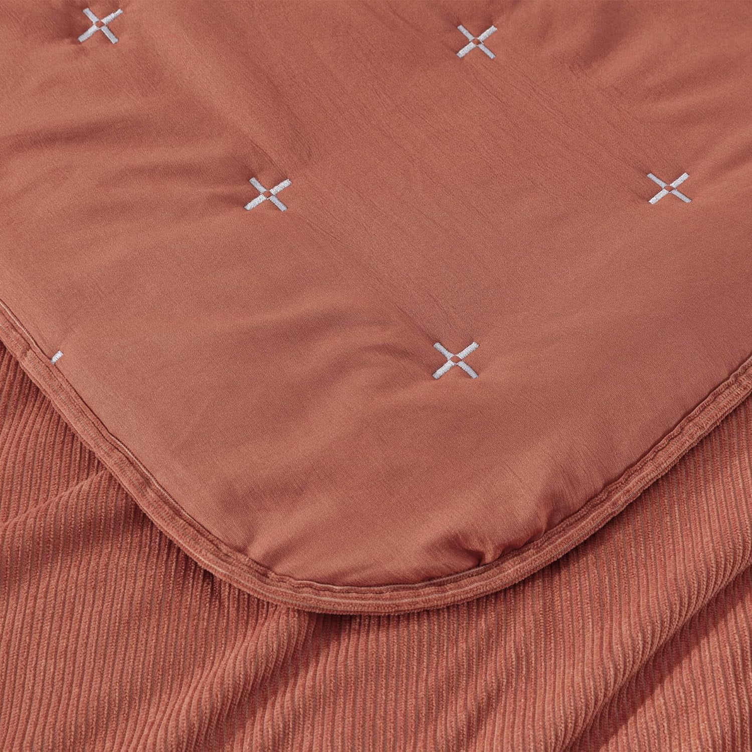 Chezmoi Collection Corduroy Queen Quilt Set Terracotta, 3-Piece Luxury Soft Cross Stitch Polyester Corduory Lightweight Bedspread, 1 Quilt 90 in x 94 in and 2 Pillow Shams 20 in x 26 in