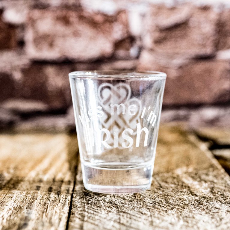 2oz Kiss me I'm Irish Shot glass 2oz Kiss me I'm Irish Shot glass
