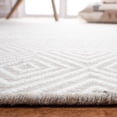 thumbnail image 4 of Safavieh SAFAVIEH Wilton WIL715D Hand-hooked Light Grey /Ivory Rug, 4 of 7