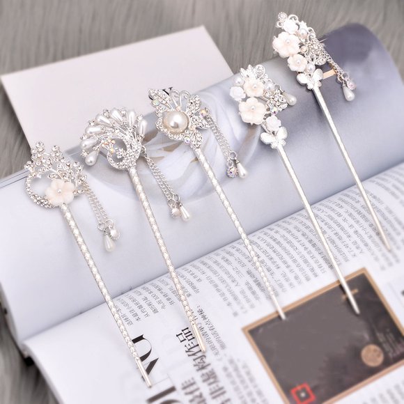 Baguettes à Cheveux Style Chinois Métal Strass Bâton à Cheveux Femmes Pompon Perle Fleur Accessoire de Tête Épingle à Cheveux Bijoux Accessoires