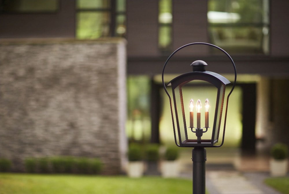 Hinkley Lighting - Yale - 3 Light Outdoor Large Post Top or Pier Mount Lantern