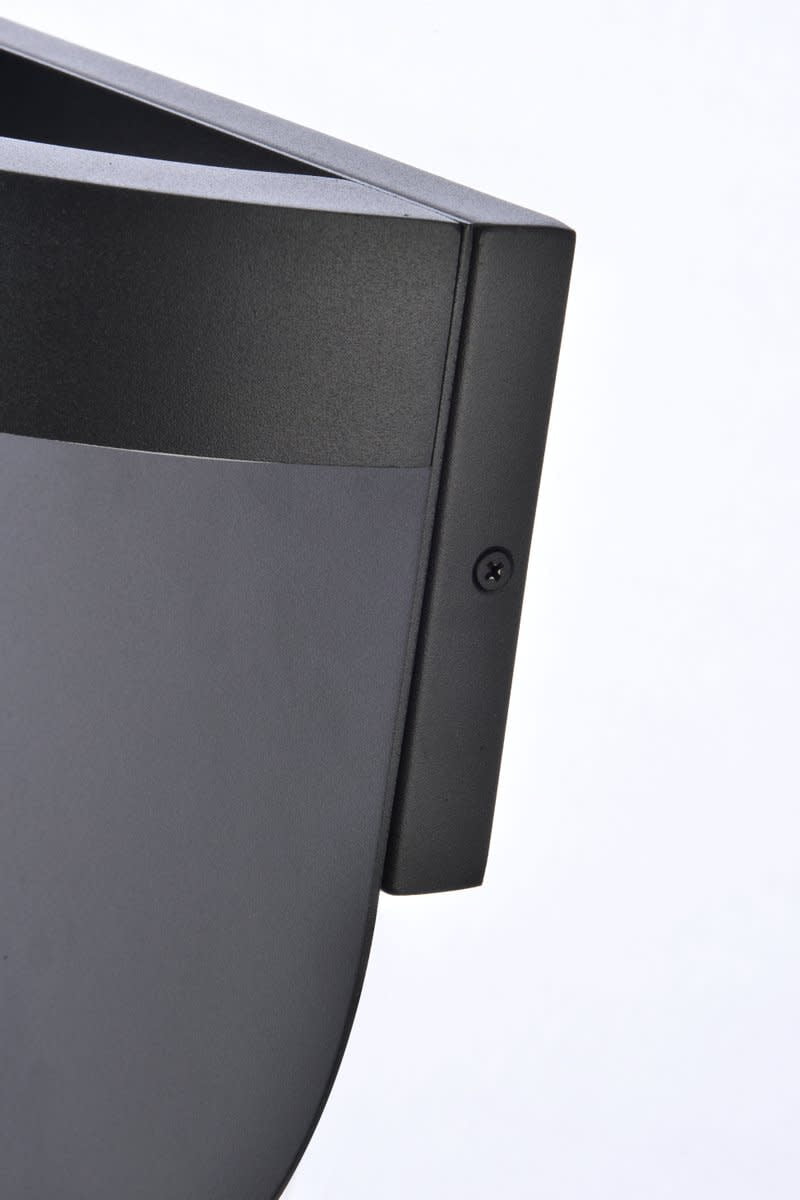 Raine Integrated LED wall sconce in silver