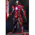 thumbnail image 2 of Figura Hot Toys Escala 1:6 Iron Man 3: MARK XXXIII Silver Centurion Suit Up, 2 of 10