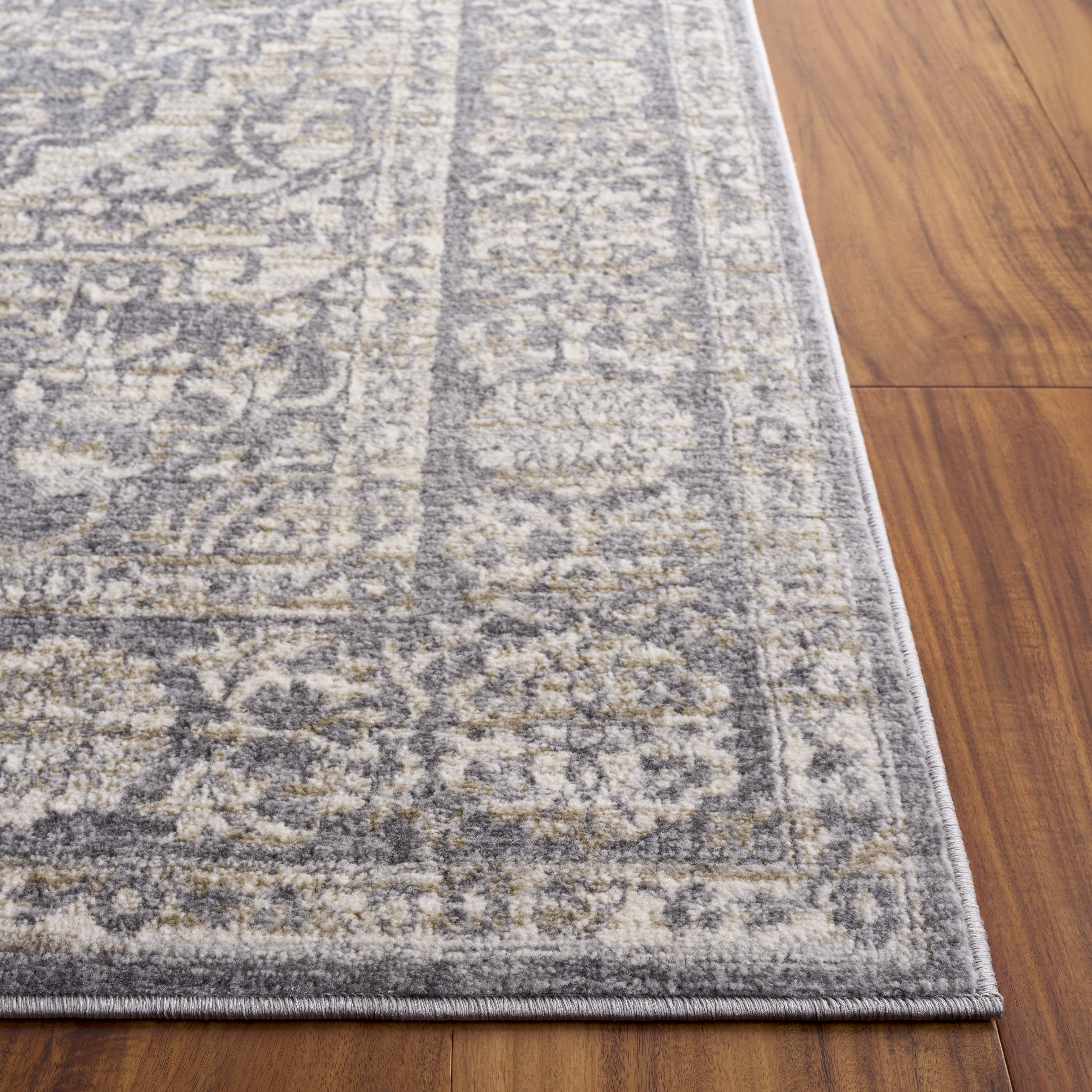 SAFAVIEH Brentwood Adams Oriental Area Rug, Light Gray/Ivory, 4' x 6'
