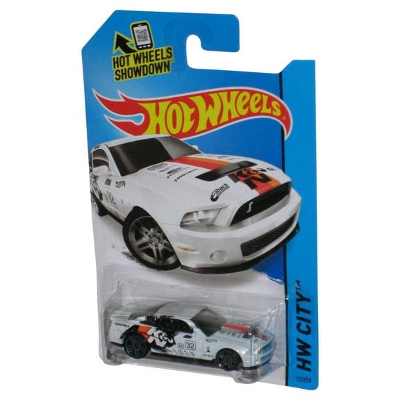 Hot Wheels HW City (2013) White '10 Ford Shelby GT500 Toy Car 11/250