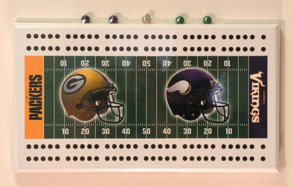 Green Bay Packers vs. Minnesota Vikings Cribbage Board by Rico