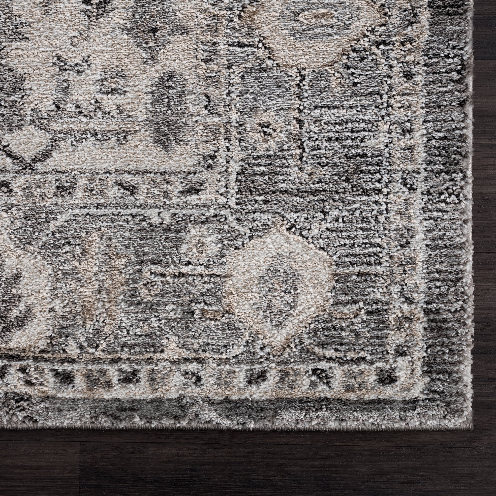 United Weavers Edinson Marlon Transitional Border Area Rug, Grey, 2'7" x 4'2"