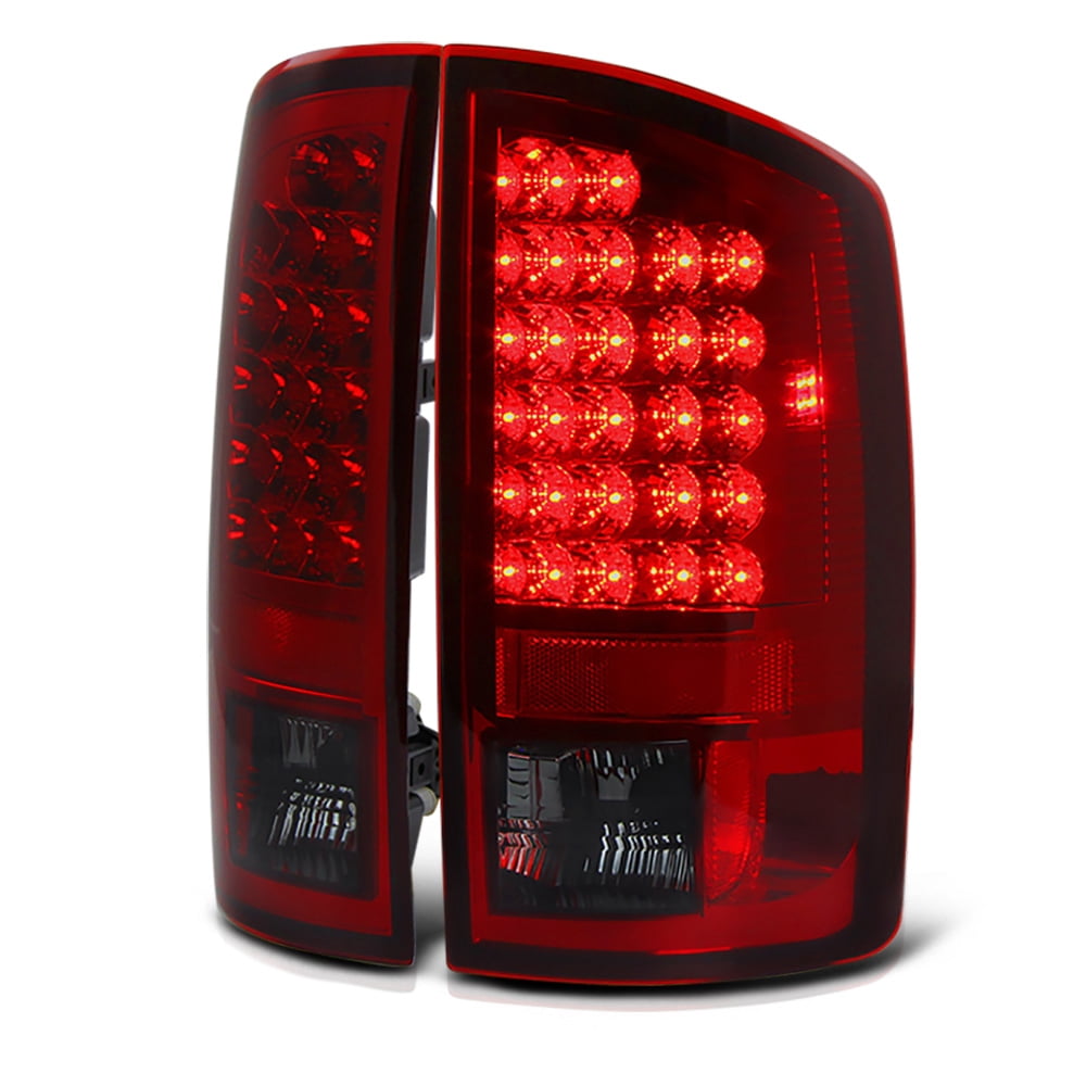 2008 Dodge Ram 1500 Tail Light