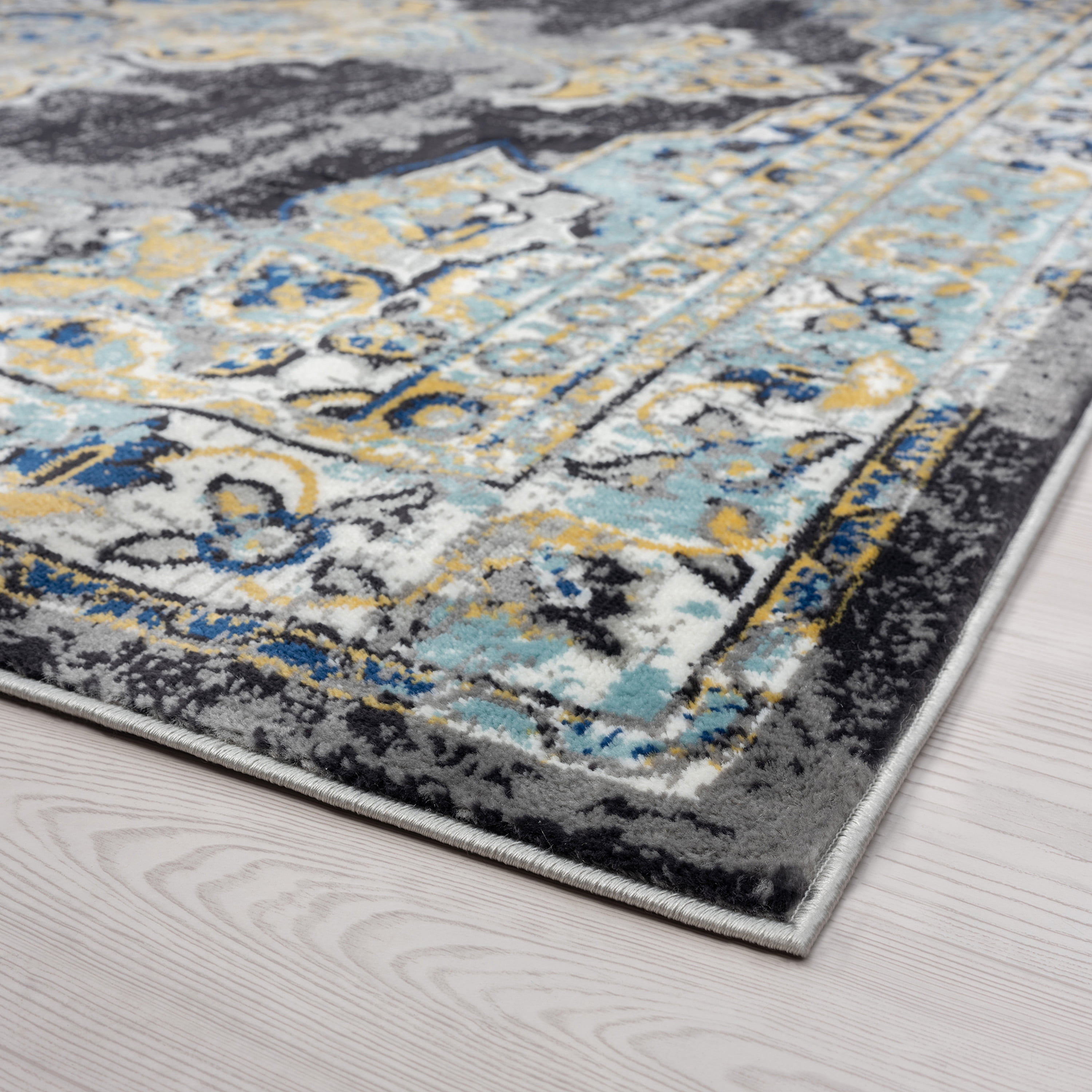 Traditional 2x3 Area Rug (2' x 3') Medallion Gray, Blue Indoor Scatter Easy to Clean