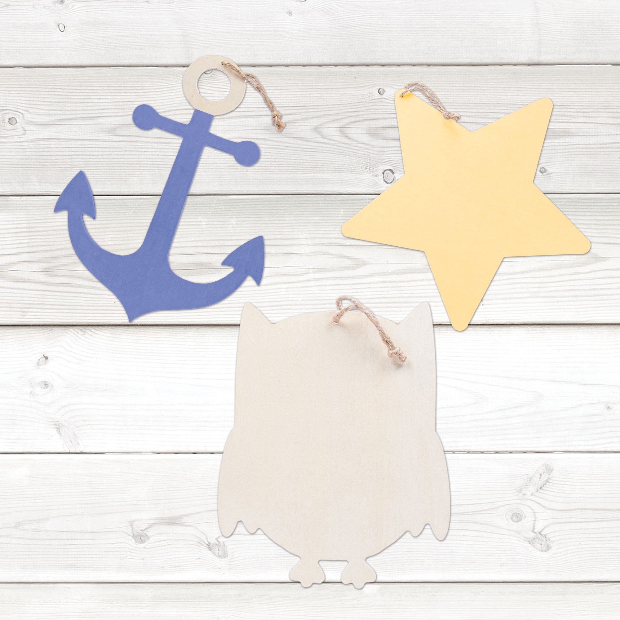 Hello Hobby Wooden Star Plaque
