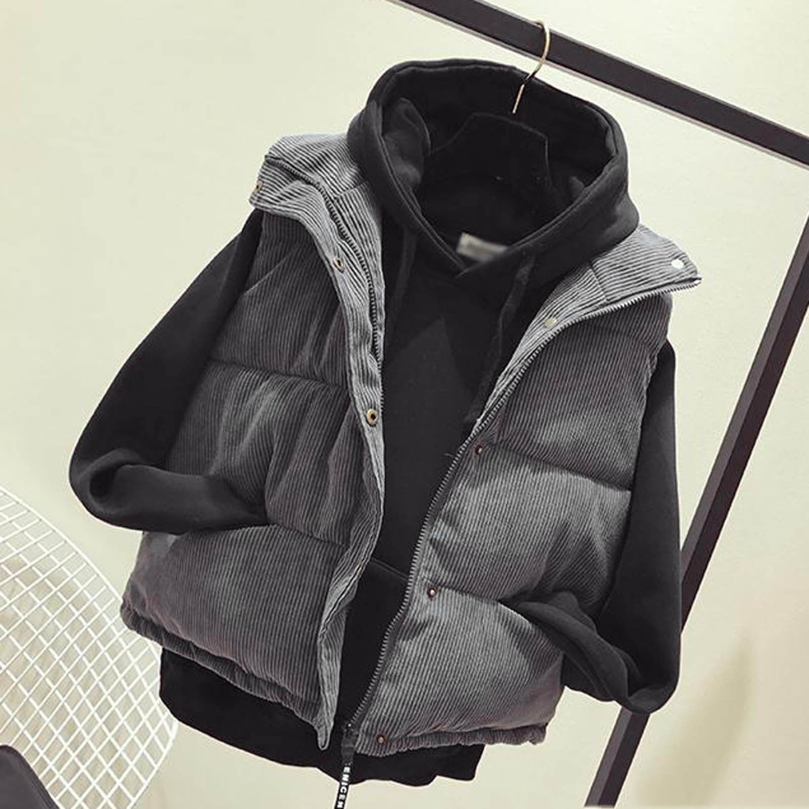 Women's Winter Crop Vest Puffer Lightweight Stand Collar Padded Vest Zip Up Sleeveless Jacket