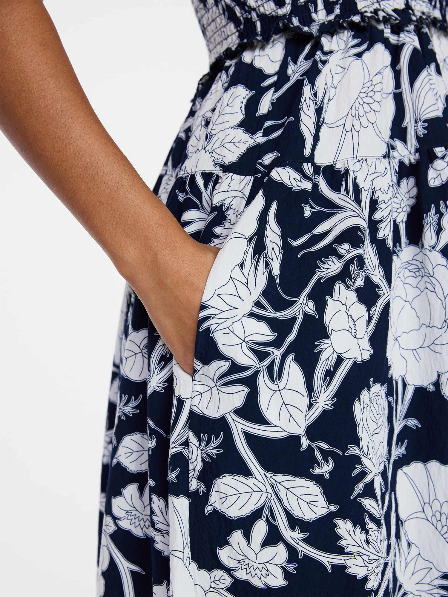 Time and Tru Women's Tiered Skirt Ruffle Smocked Midi Dress, Sizes XS-4X