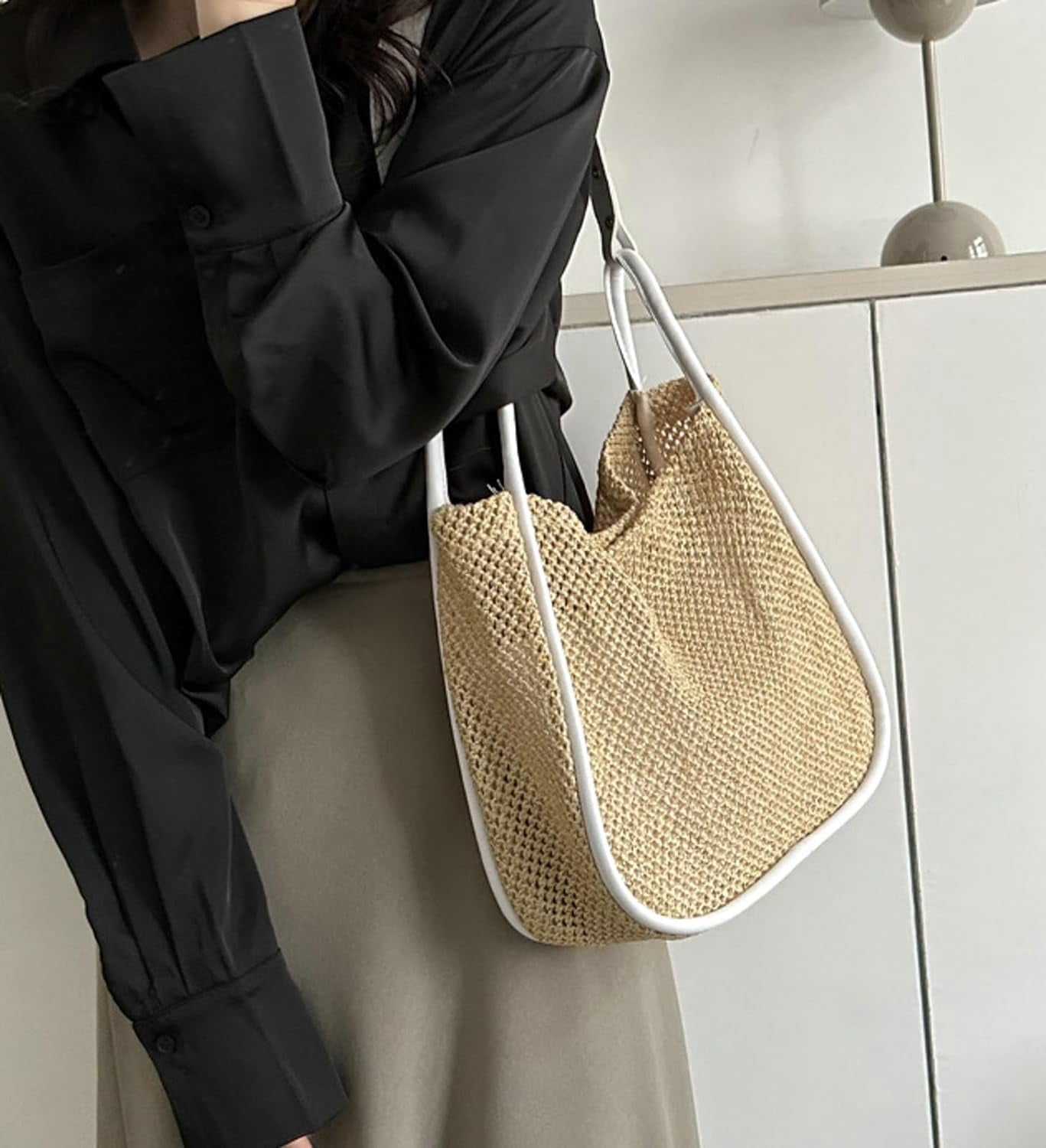 CoCoMangos Beach Bags for Women Crochet Woven Tote Bag Large Travel Shoulder Handbag Bag Beach Purse Mesh Hollow