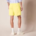 thumbnail image 2 of Short Jaune Petit Homme 6 Pouces Entrejambe avec Cordon de Serrage, 2 of 5