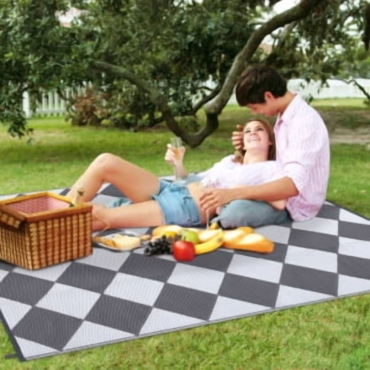 Danolapsi 8x10 Outdoor Rug Waterproof Reversible Outdoor Plastic Straw Rug with 4 Stakes & Portable Bag Boho Patio Rugs Carpet RV Mat Easy to Clean Checkered Floor Carpet for Patio Camp Balcony Deck