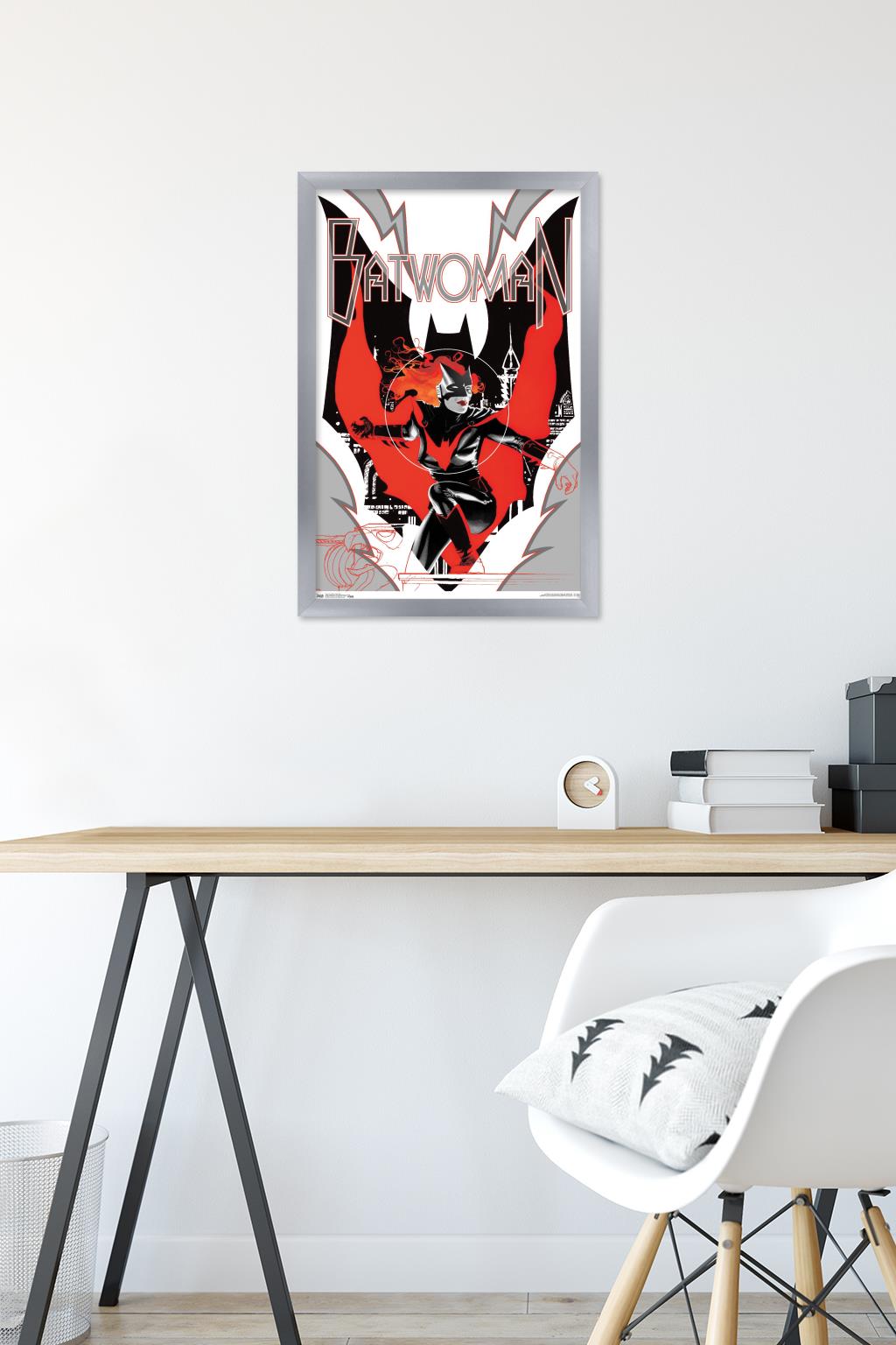 DC Comics - Batwoman Wall Poster, 14.725" x 22.375", Framed