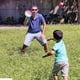 thumbnail image 3 of Juego de deportes Soledad captura y lanzamiento de pelota para niños con manopla y pelota, 3 of 7