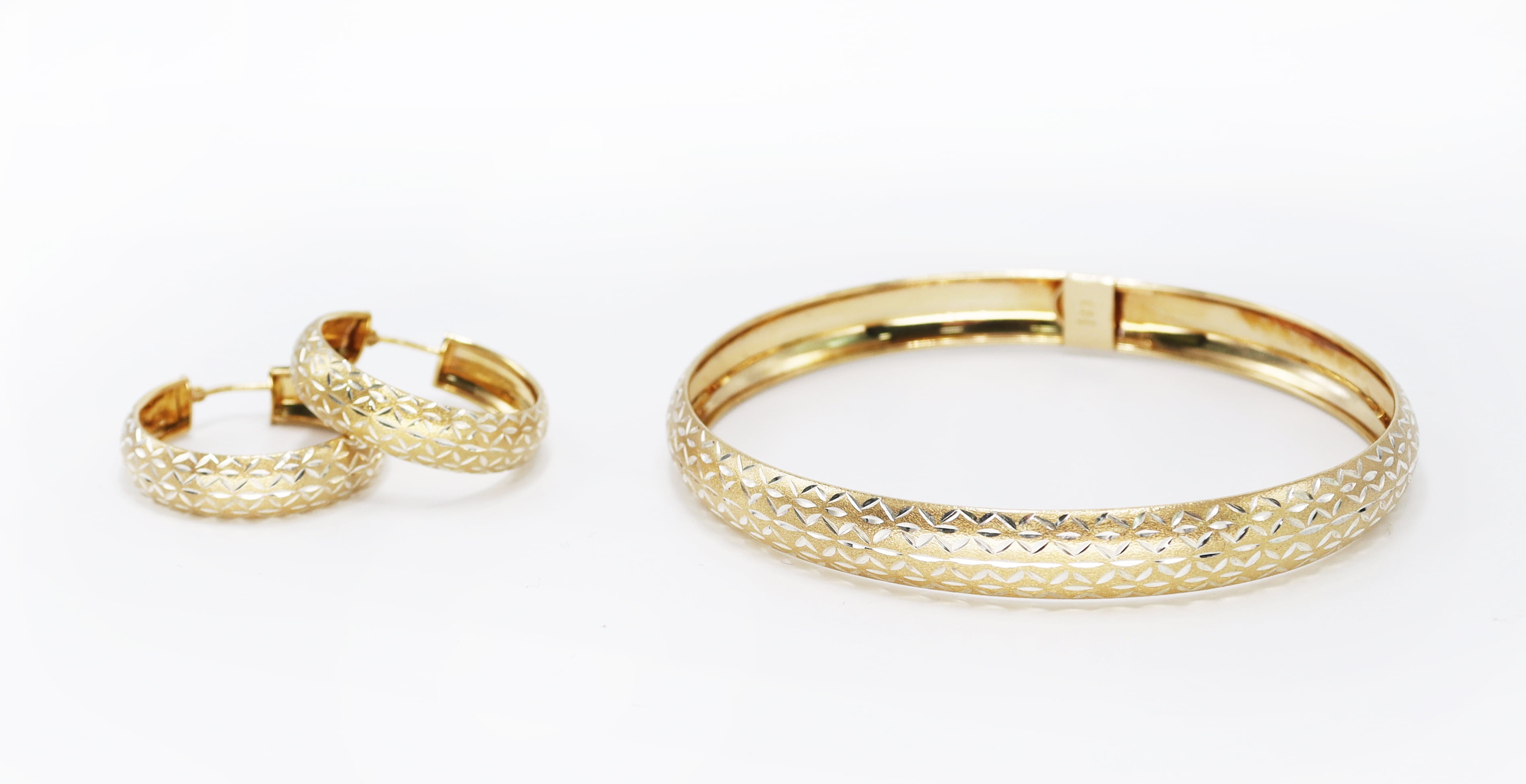 Luxury Ladies Circle Bracelets Bangles Accessories Present O-W 4 Piece 18K Gold Pated Women Bangle Jewelry