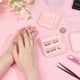 thumbnail image 3 of Cajas para uñas postizas de 20 piezas, 2 estilos, color rosa, con 60 cintas adhesivas de doble cara., 3 of 6