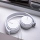 thumbnail image 1 of SONY Over On Ear Mejor estéreo Extra Bass Auriculares portátiles para Apple iPhone iPod / Samsung Galaxy / mp3 Player / 3.5mm Jack Plug Cell Phone (Blanco), 1 of 8