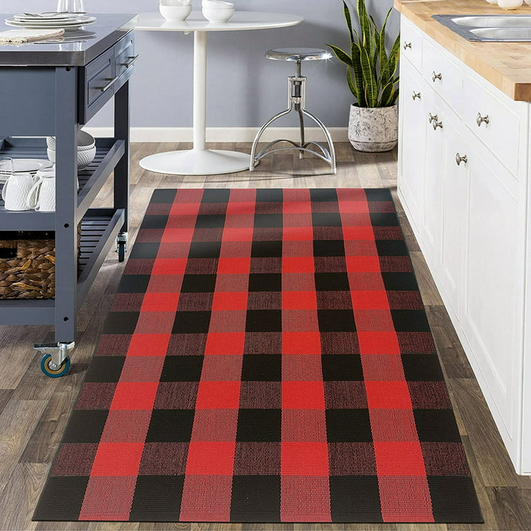 Washable Plaid Outdoor Rug 23.6 x 51.2 Inches Front Door Mat, Washable  Outdoor Rugs for Layered Door Mats Porch/Front Porch/Farmhouse Red and Black