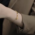 thumbnail image 2 of Pulsera de trébol de cuatro hojas de oro roto para mujer, nuevo estilo, lujo ligero, nicho, exquisita joyería de mano, diseño de nicho, regalo para novias, 2 of 4