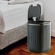 thumbnail image 1 of Contenedor de basura sin contacto Macarena bote de basura automatico Negro y dorado 24L, 1 of 8