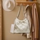 thumbnail image 2 of Bolso de hombro para mujer, bolso de mano de moda con diseño de rombos y celosía para niñas, bolso pequeño tipo tote. Blanco, 2 of 9