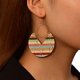 thumbnail image 4 of 2 DISCOS DE MADERA RAYADOS PENDIENTES GRANDES DE MADERA CON ANILLO Y GANCHO DORADOS Pendientes étnicos tribales ligeros, DORADOS y colores naturales, 4 of 5