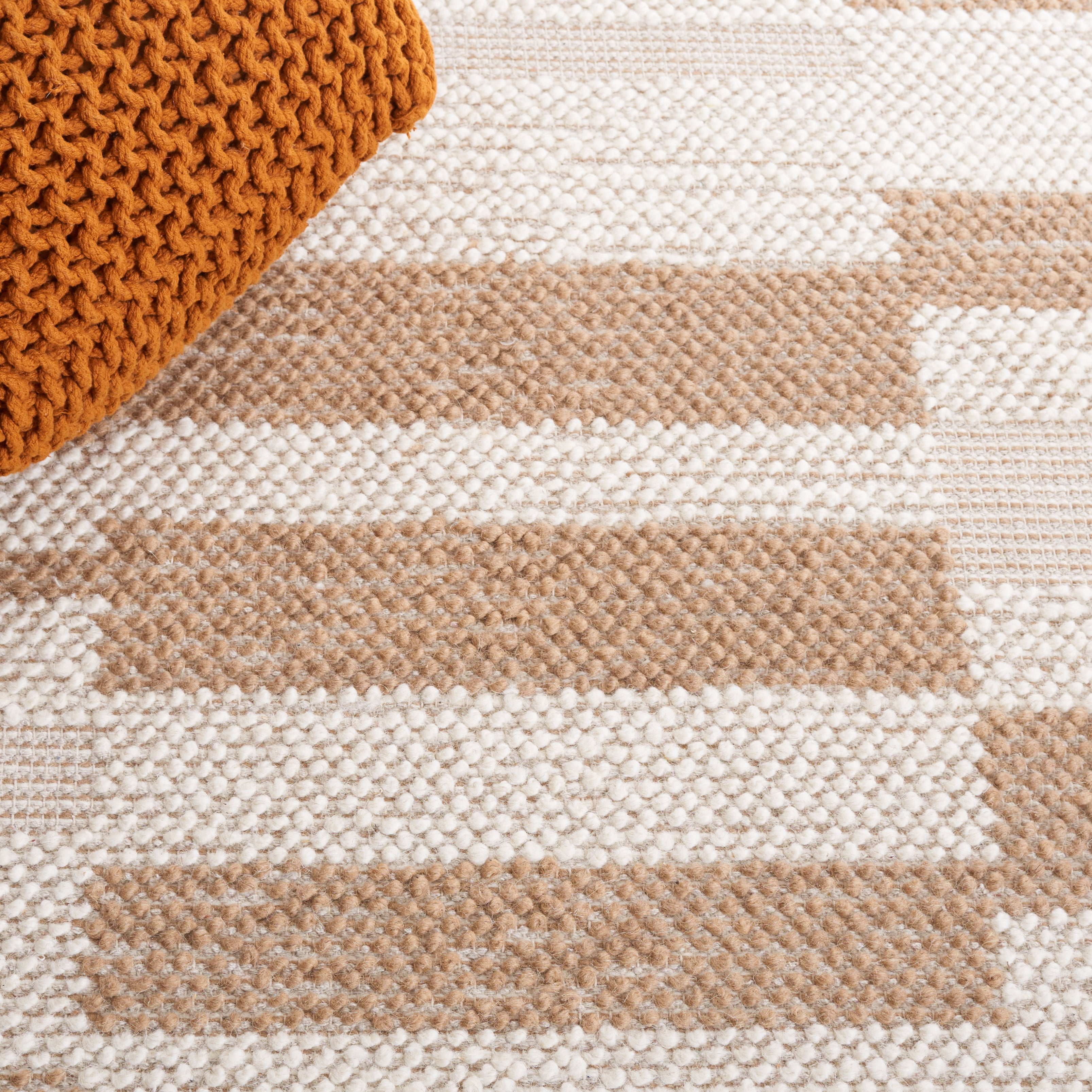SAFAVIEH Natura Qendro Striped Area Rug, Ivory/Light Brown, 6' x 6' Square
