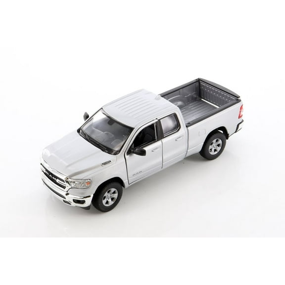 2019 Dodge Ram 1500 Pickup, Silver - Welly 24104/4D - 1/27 scale Diecast Model Toy Car