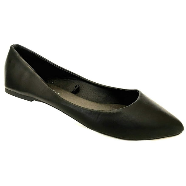 black flat ballerina shoes