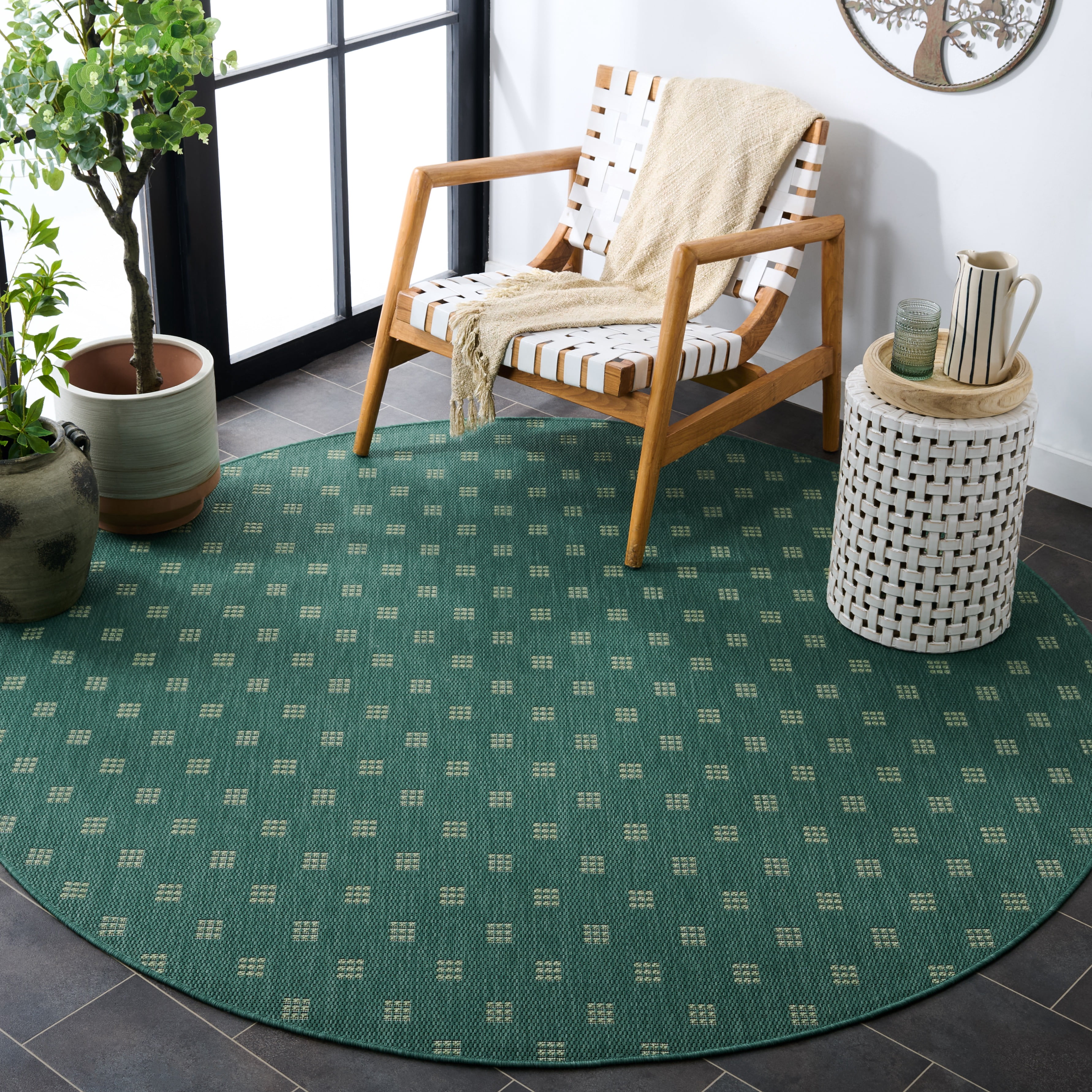 Safavieh Terrace Kelleh Geometric Indoor/Outdoor Area Rug, Dark Green/Light Green, 6'7" x 6'7" Round