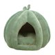 thumbnail image 5 of Cama semicerrada para mascotas con forma de calabaza, cálida y acogedora para gatos en todas las estaciones. S, 5 of 9