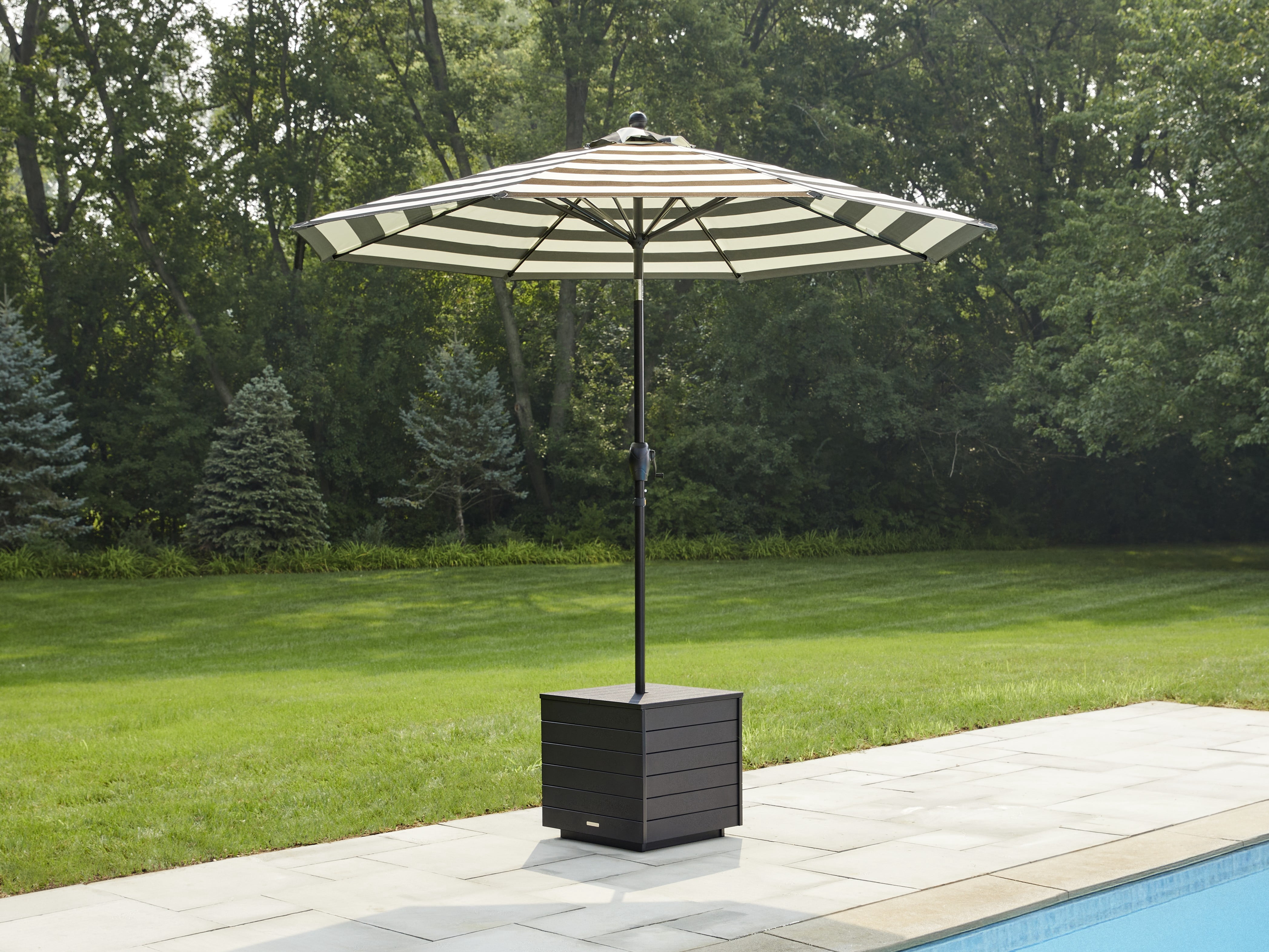 Better Homes & Gardens Ezra Outdoor HDPE Umbrella Table, Black