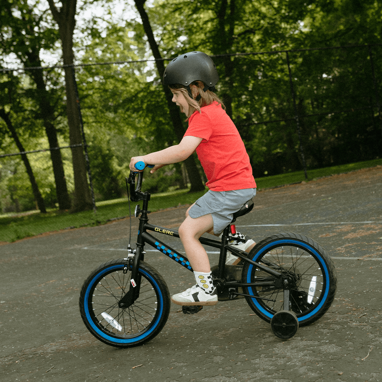 【Glerc】NuNu 　16インチ　 子ども用自転車 　BMXスタイル自転車 Glerc NuNu 16 Inch Kids Bike Ages 4 5 6 7 Years Old Little