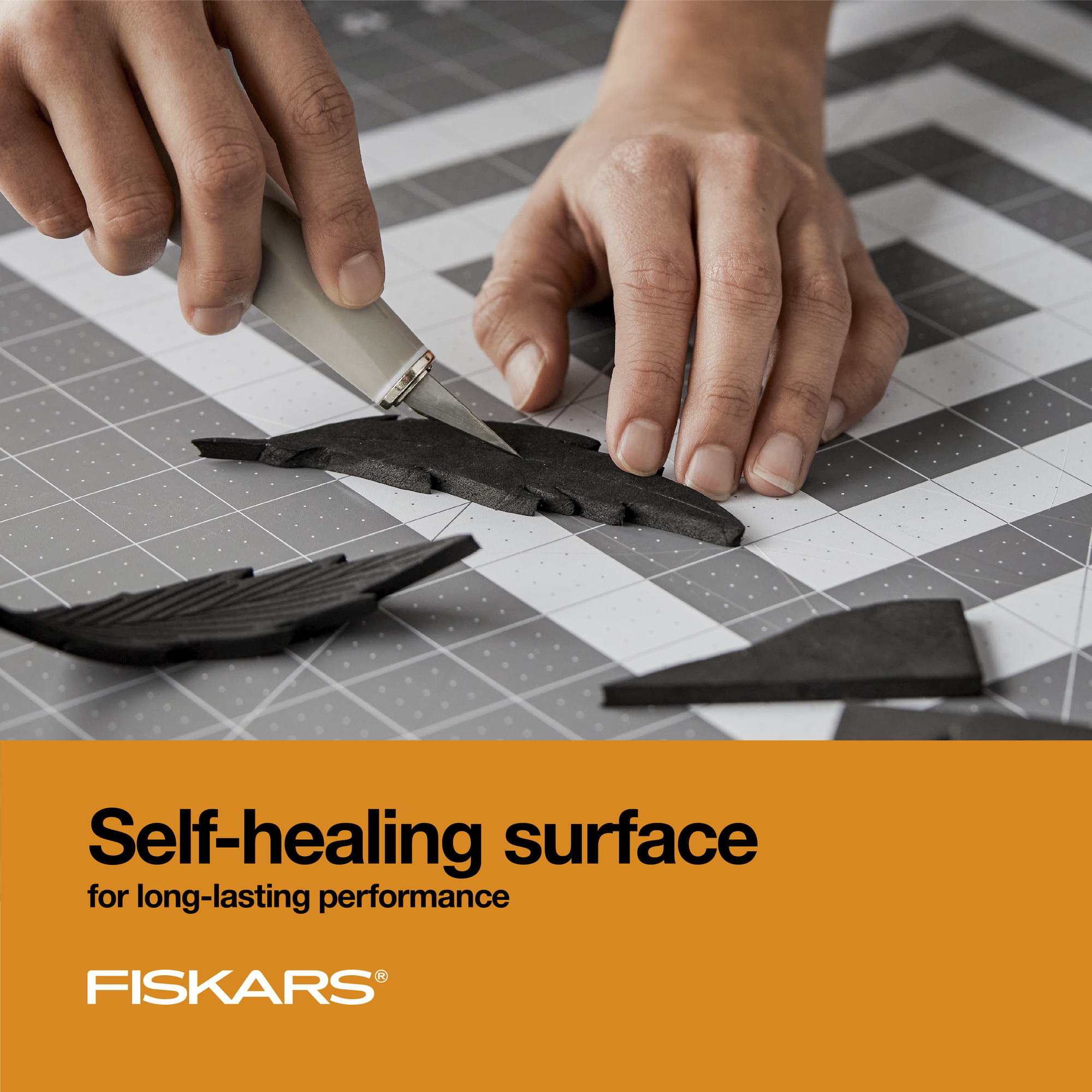 Fiskars 24" x 36" Self-Healing Double-Sided Cutting Mat, Gray and White - image 4 of 6