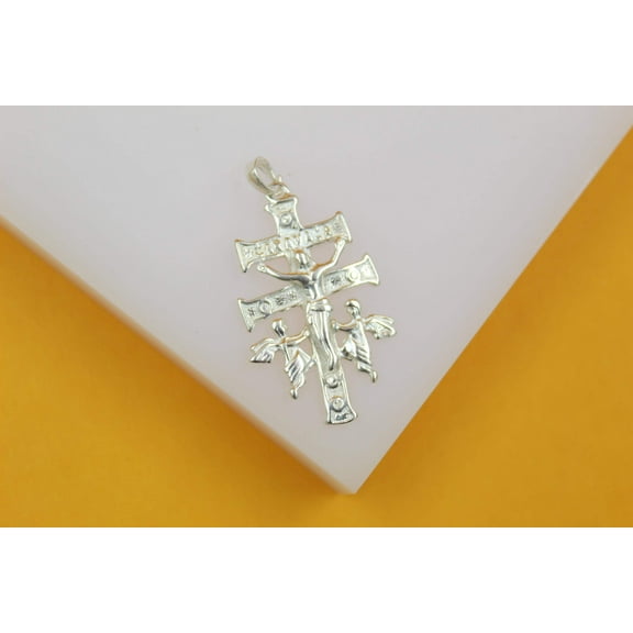 925 Sterling Silver Crucifix Pendant