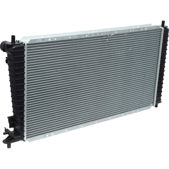 Radiator for 97-04 Ford F-150 V8 4.6L 5.4L / 97-03 F-250 V8 4.6L 5.4L