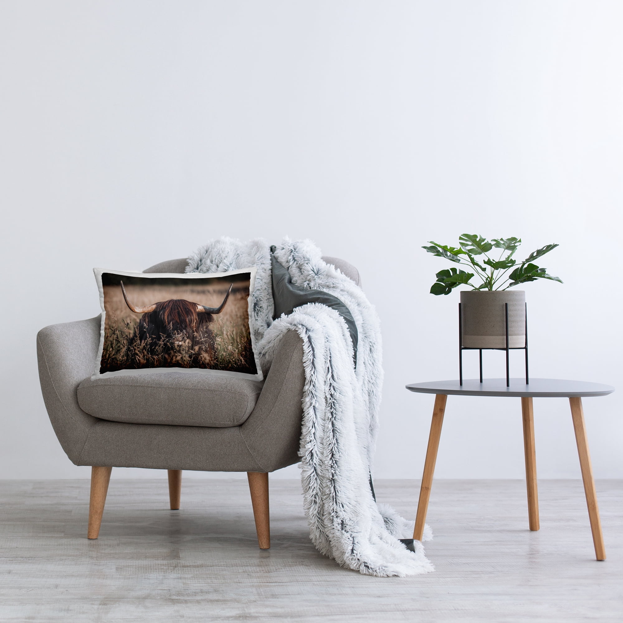 Stupell Industries Brown Highland Cattle Decorative Printed Throw Pillow, 14 x 20