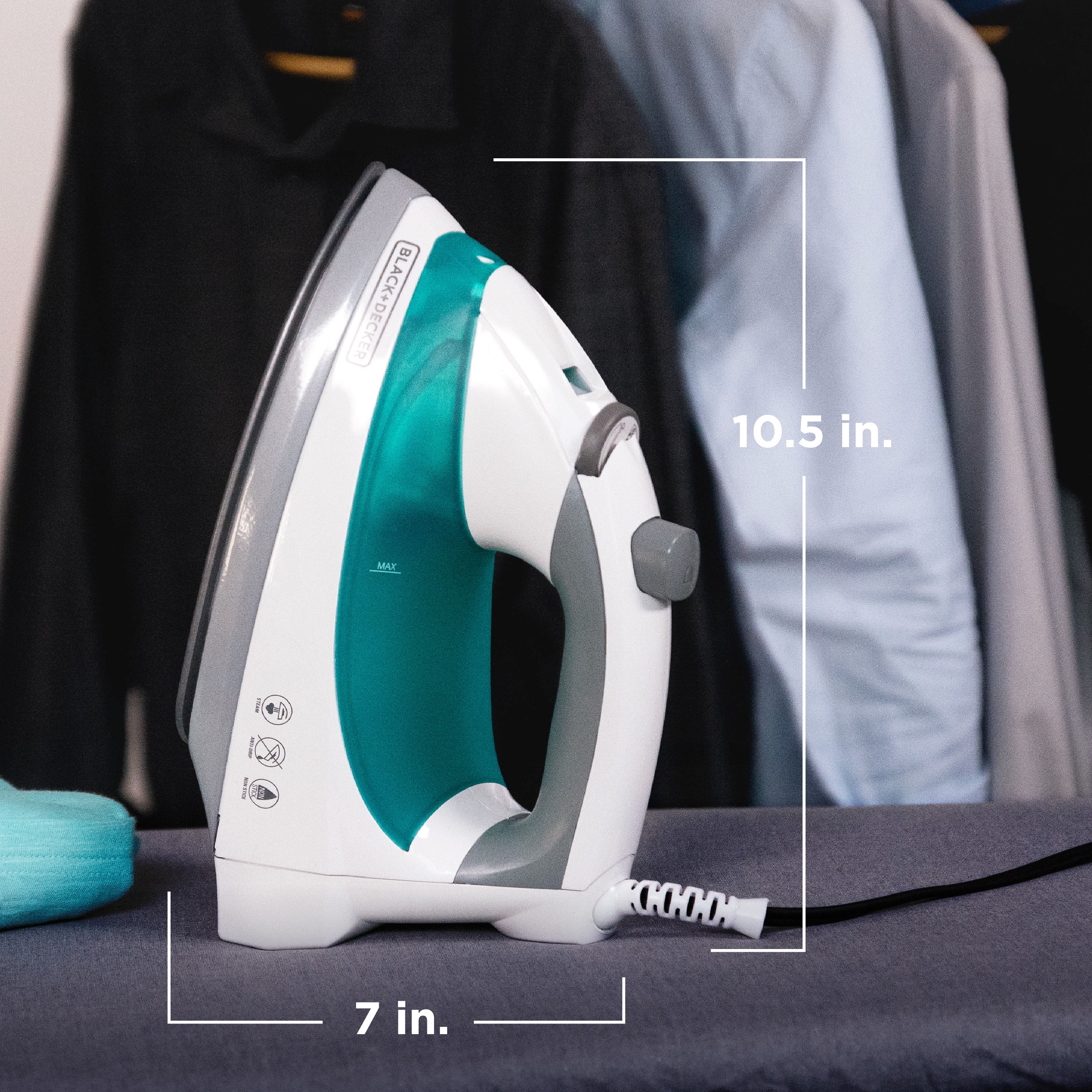 Black & Decker Light 'N Easy iron, Smart Steam Technology