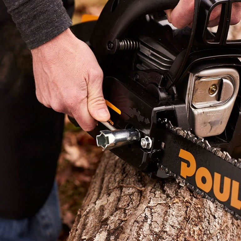 Poulan Pro PR4218 18 in 42cc 2-Cycle Gas Chainsaw, Storm Clean-Up