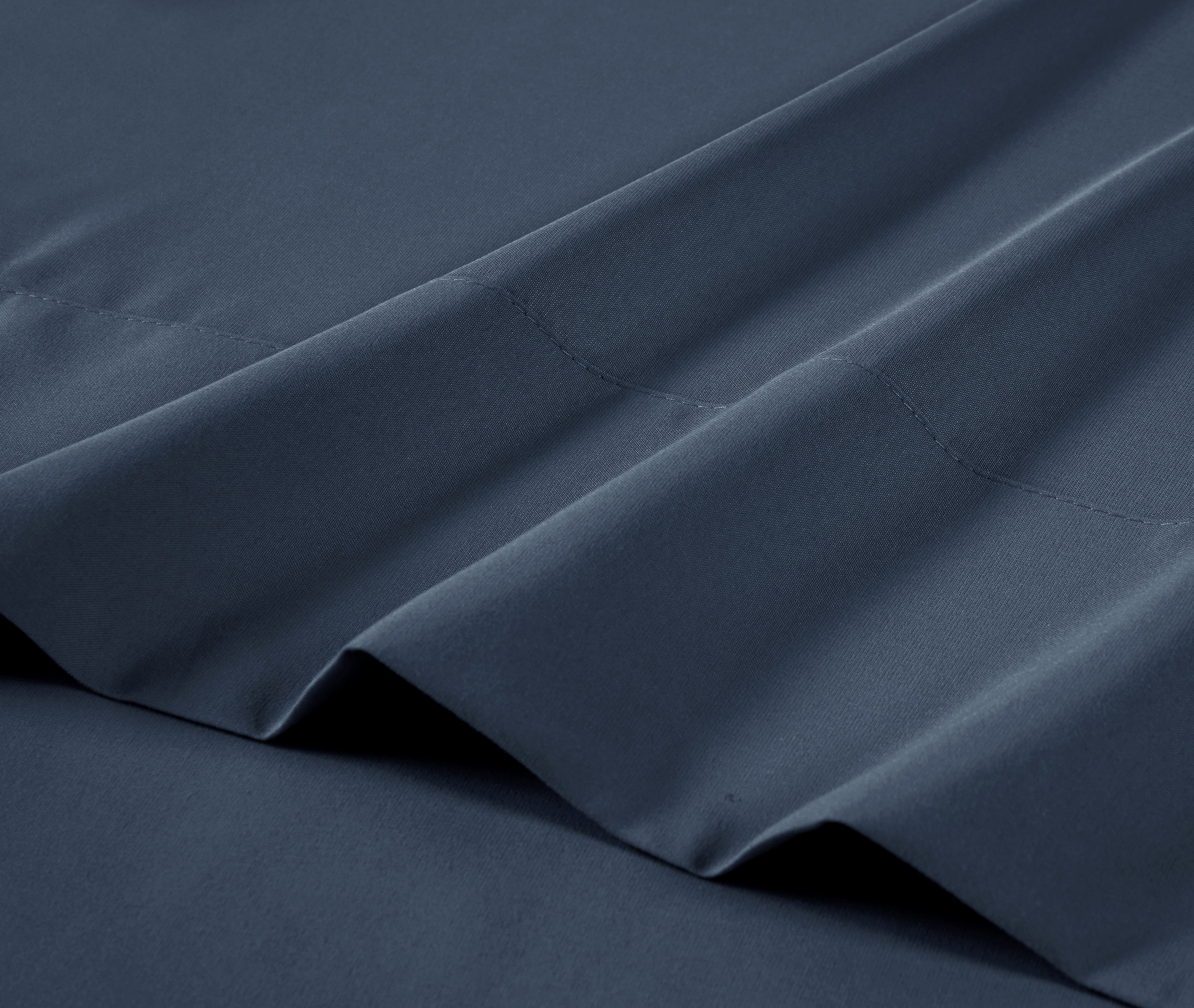 Mainstays Comfort Chill Microfiber Pillowcase Set, Standard/Queen, Washed Indigo, 2 Piece