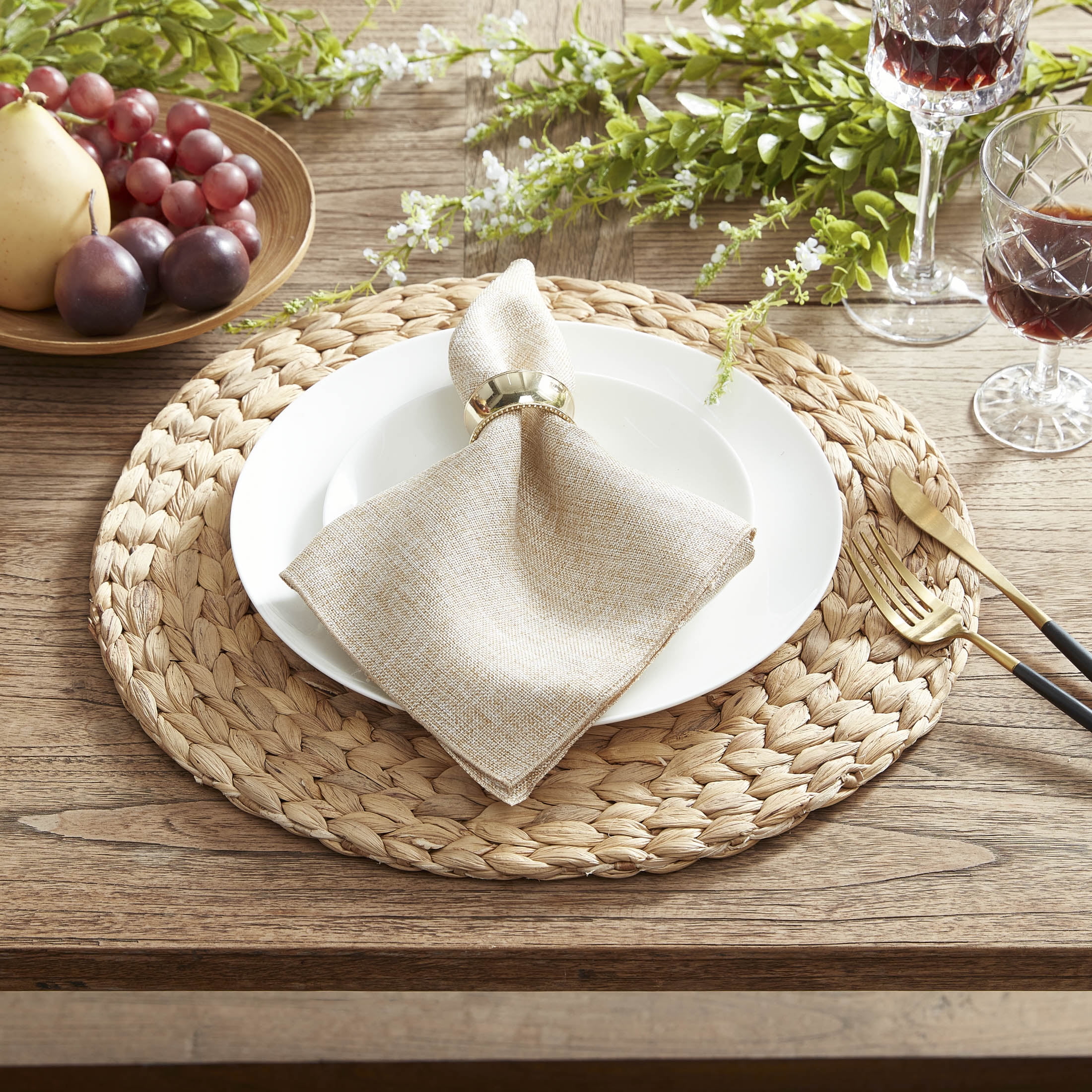 Better Homes & Gardens Round Natural Water Hyacinth Weave,Table Placemat, 15"